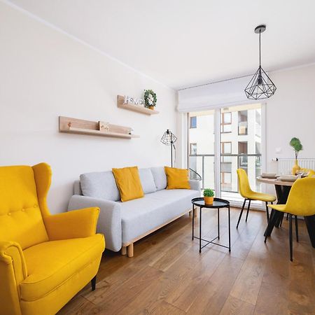 Przytulny Apartament Na Wroclawskiej Z Parkingiem W Krakowie By Noclegi Renters Экстерьер фото